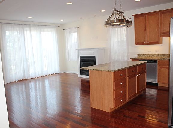 4th image of 3022 N Harlem Ave APT 4S
