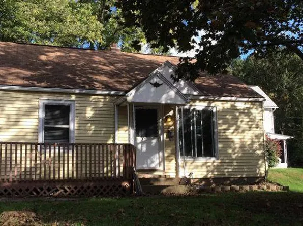 328 11th St SE, Massillon, OH 44646