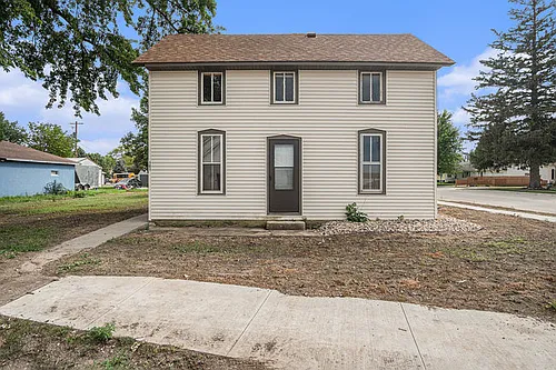 101 E 1st St Photo 1