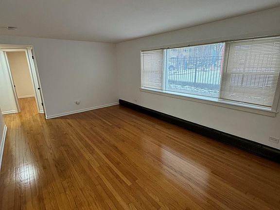 3rd image of 2135 Kenilworth Ave #16692926