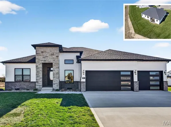 805 Golden Bell Ln, O'Fallon, IL 62269