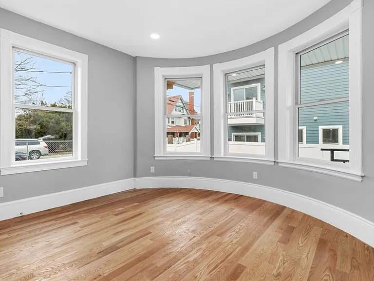 66 Stanley St #1 — Photo 11