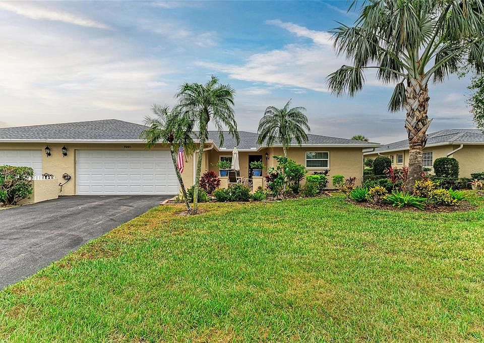 1st image of 7061 W COUNTRY CLUB DRIVE N