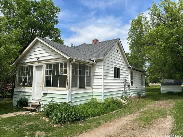 1113 Valley STREET, Estevan, SK S4A 0E3