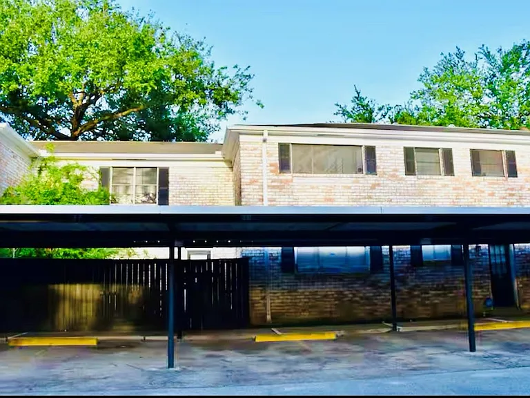 7900 Westheimer Rd #220 — Photo 12