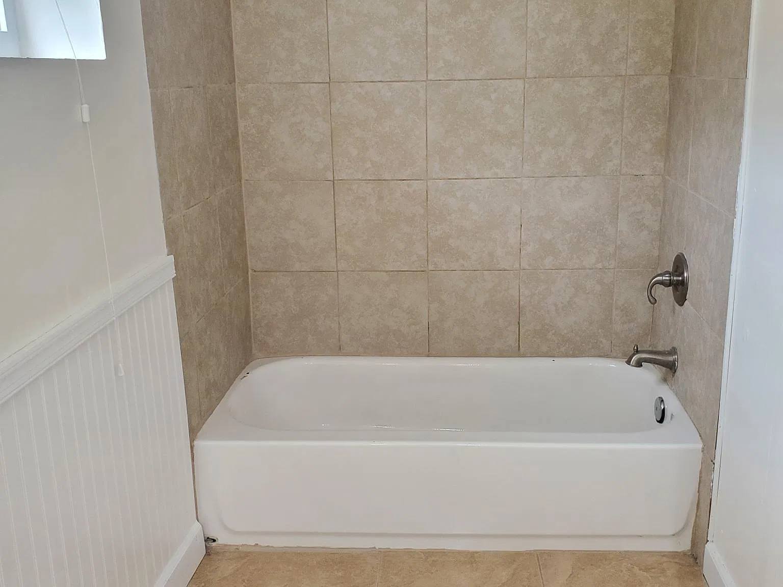 1910 Gwynn Oak Ave — Photo 4