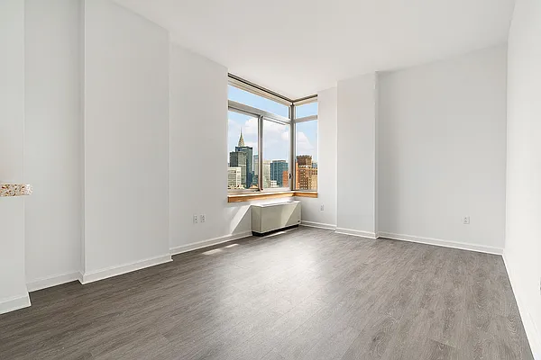 Rented by Compass | media 22