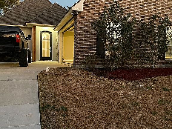 2nd image of 18218 River Landing Dr