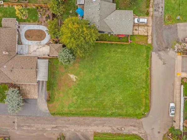 3rd St, Carlton, OR 97111