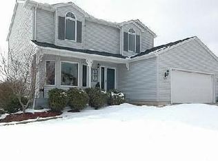 1251 Colony Dr, Saline, MI 48176