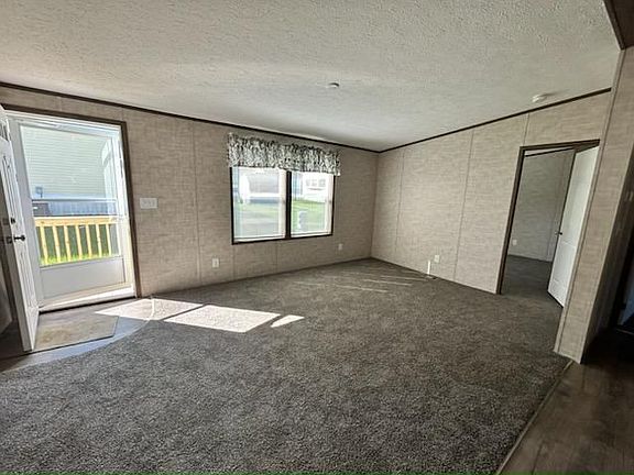3rd image of 13 N Roxbury Dr #138