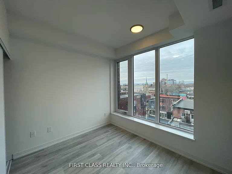 2 Augusta Ave #701 — Photo 10