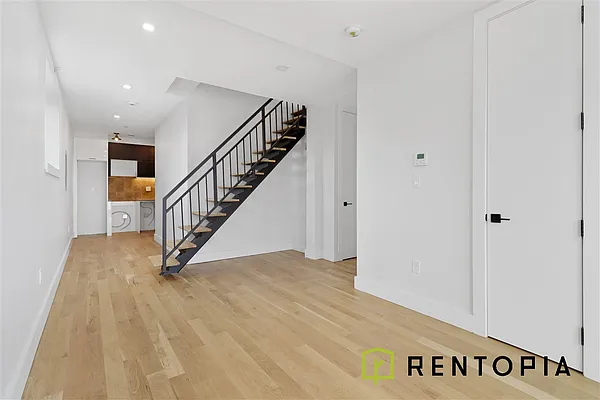 Rented by Rentopia | media 12