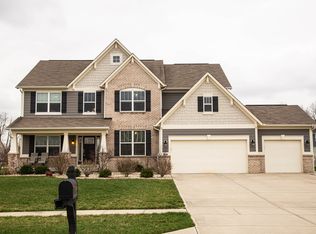 1345 Colinbrook Ct, Greenwood, IN 46143
