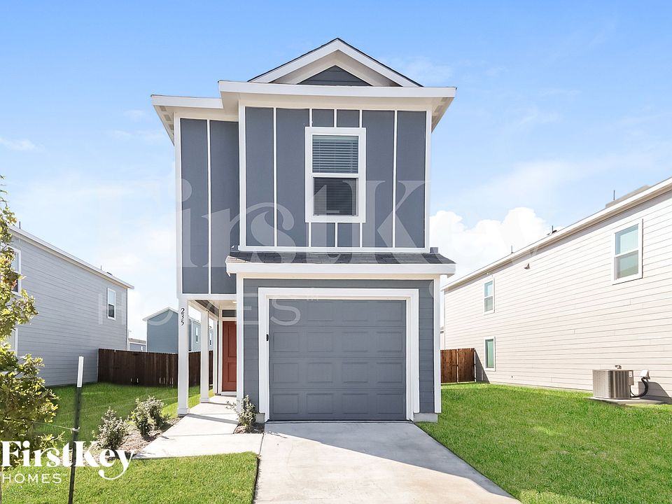 1st image of 235 Plumcove Dr