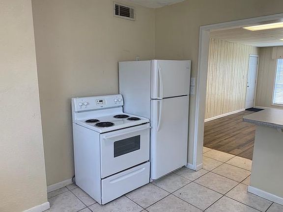 stove and refrigerator included