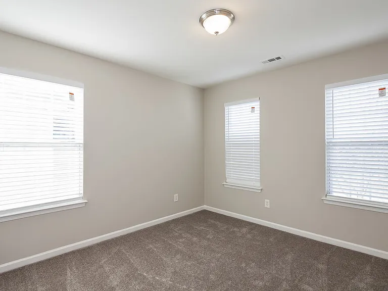 2910 Oakdale Pasture Dr — Photo 13