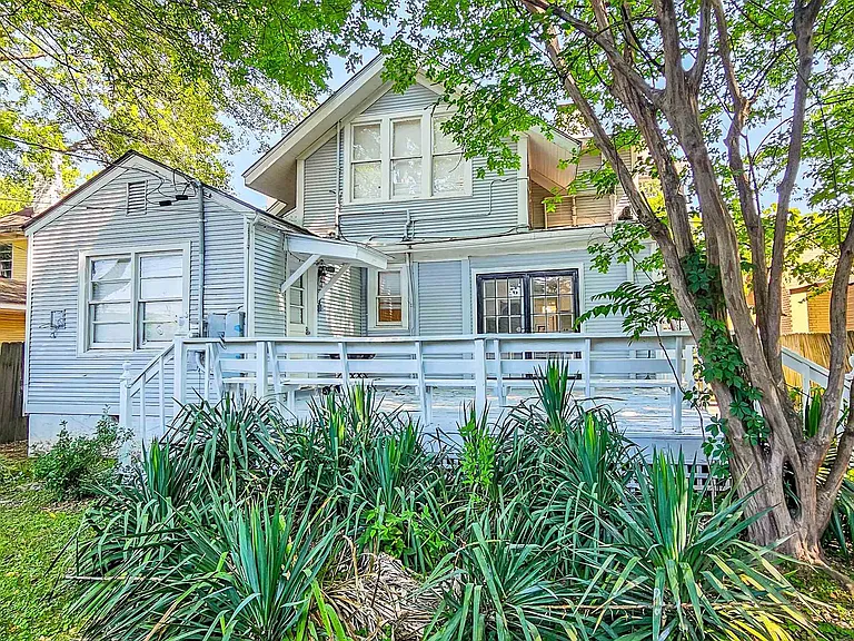 1389 Agnes Pl — Photo 40