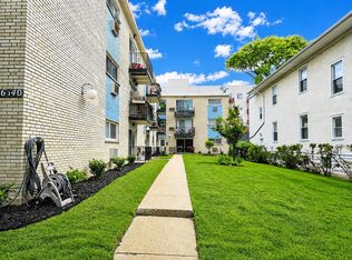 1236 W Farwell Ave APT 1B, Chicago, IL 60626