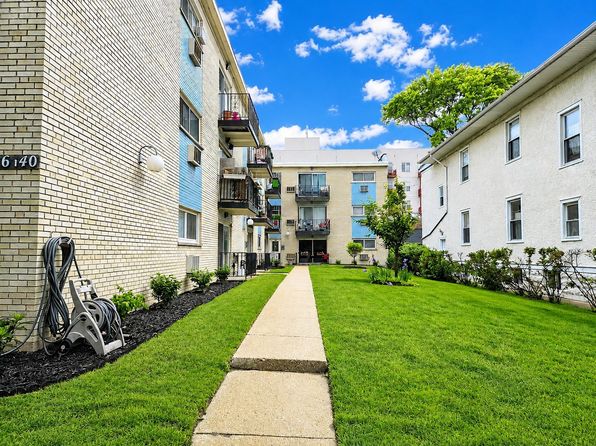 1236 W Farwell Ave APT 1B, Chicago, IL 60626