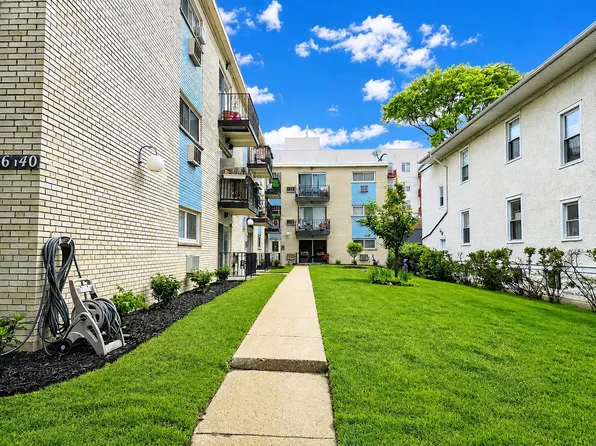 1236 W Farwell Ave APT 1B, Chicago, IL 60626
