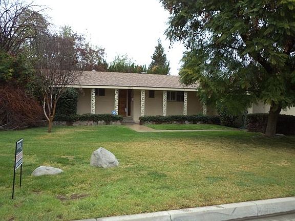 2nd image of 24974 Tulip Ave