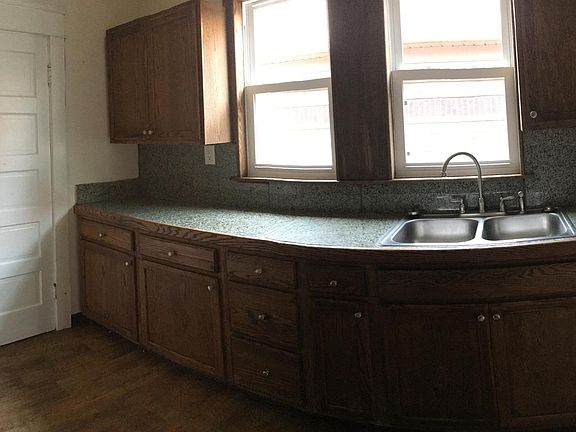 5th image of 1016 Cranberry St APT 2