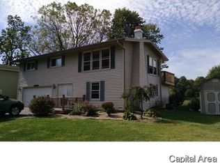 272 Bandy Ave, Galesburg, IL 61401
