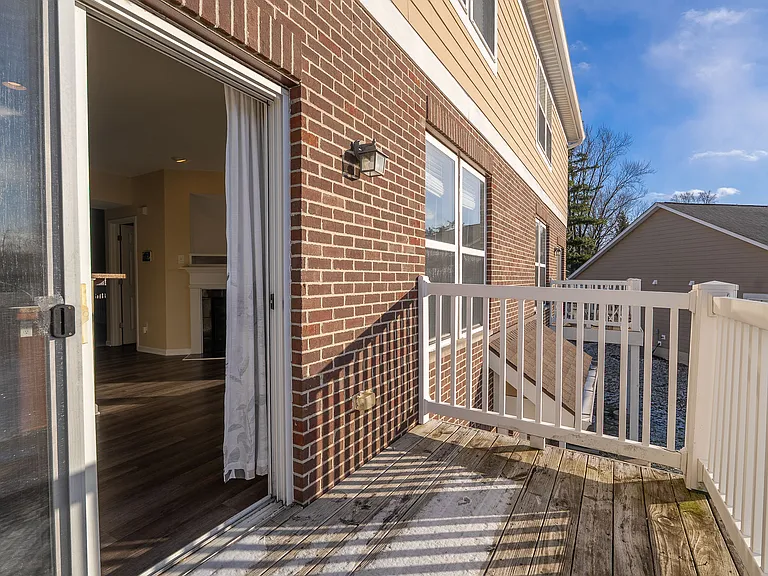 5658 Brownstone Dr — Photo 9