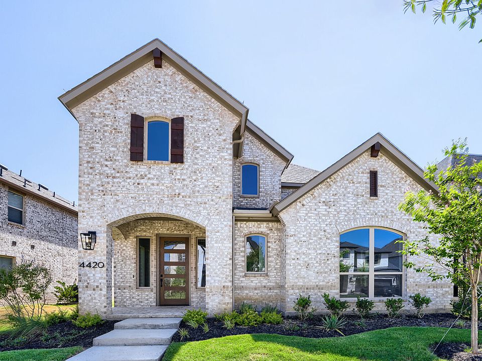 4420 Daisy - Front Elevation