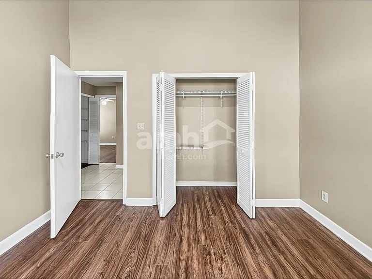 1428 Abberton Dr — Photo 9