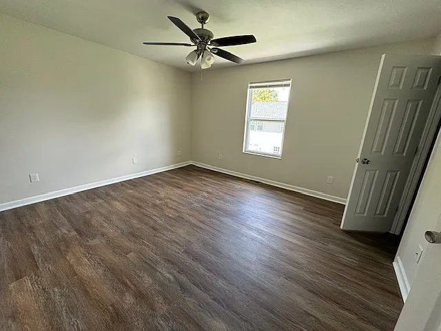 119 E Inskip Dr #F — Photo 15