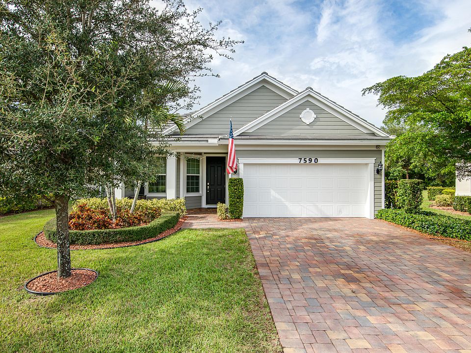 Home For Sale In Oak Haven