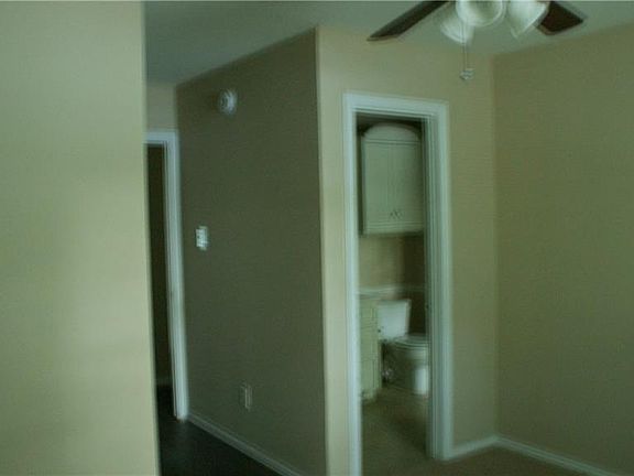 5th image of 507 W Linden St
