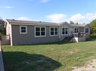 2204 Sabine St, Granbury, TX 76048