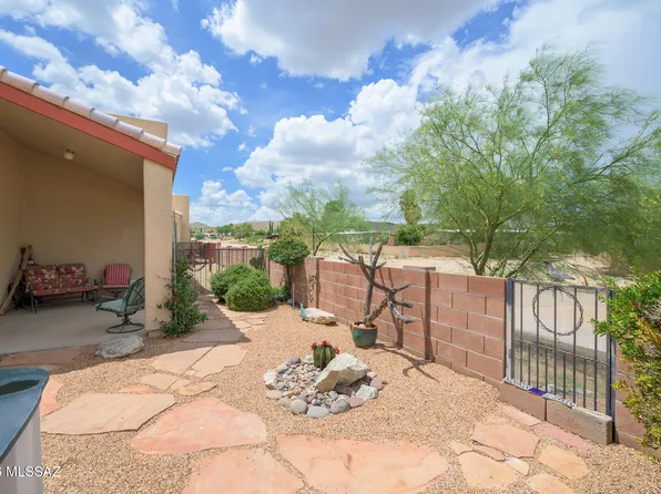 1224 N Chilson Ct, Green Valley, AZ 85614