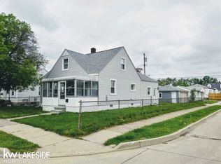 6905 Paige Ave, Warren, MI 48091