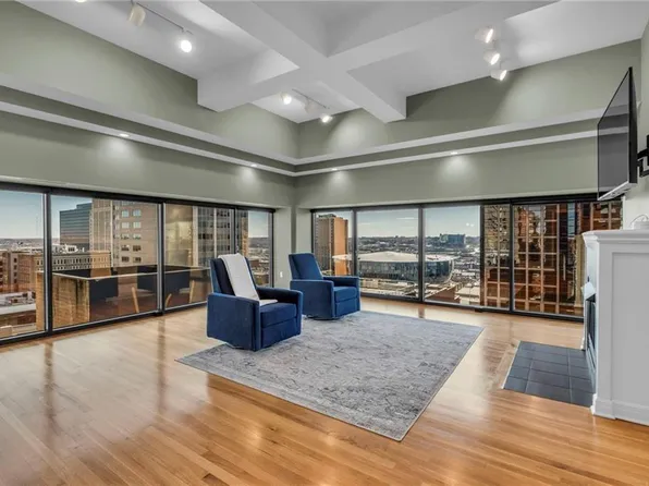 1101 Walnut St Unit 1209, Kansas City, MO 64106