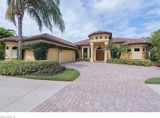 2801 Olde Cypress Dr, Naples, FL 34119