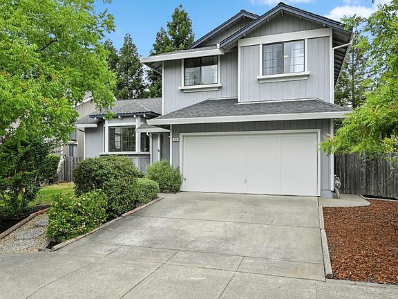 2nd image of 519 Mallory Avenue