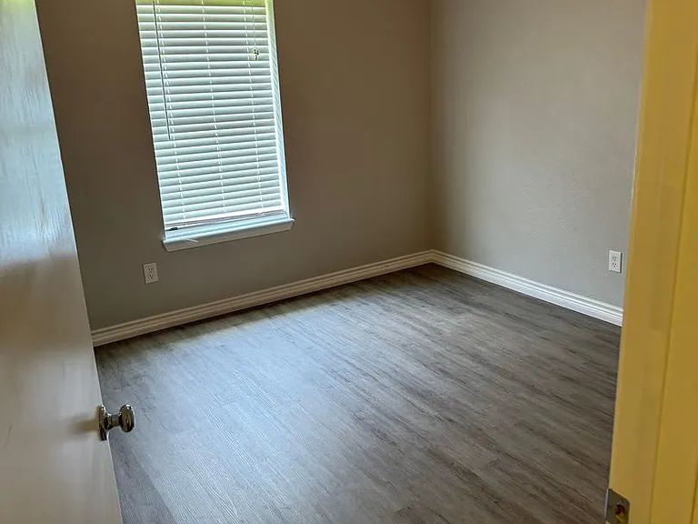 2888 Matt Dr — Photo 7