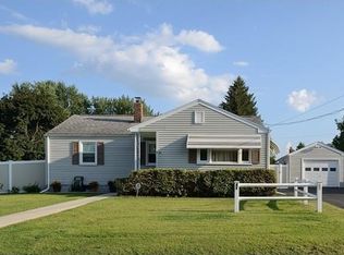 81 Gill St, Chicopee, MA 01013