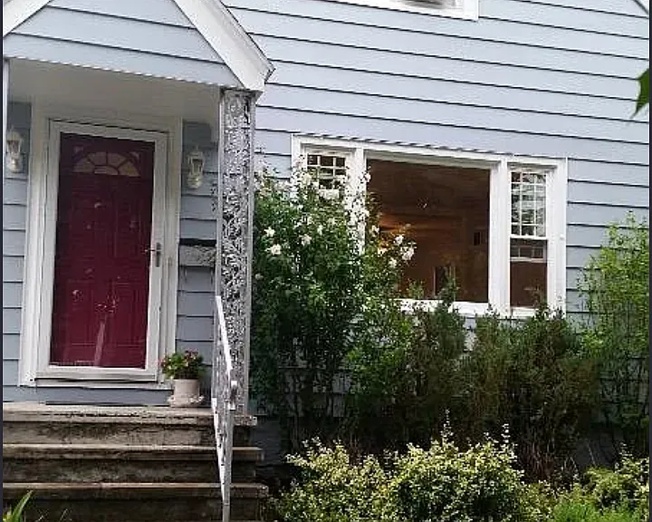 38 Glenwood Blvd — Photo 1