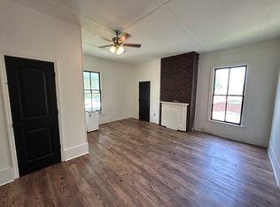 700 N High St APT 3, Winchester, TN 37398