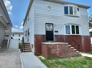 22 Beacon Place image 1 of 16