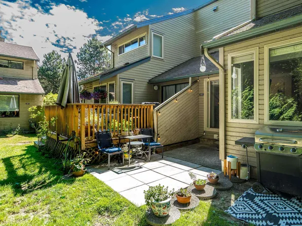 1873 Lilac Dr, Surrey, BC V4A 6C7