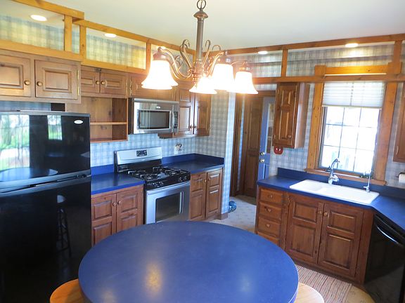 3rd image of 3131 N 1st St