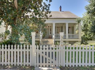 904 Main St, Madisonville, LA 70447