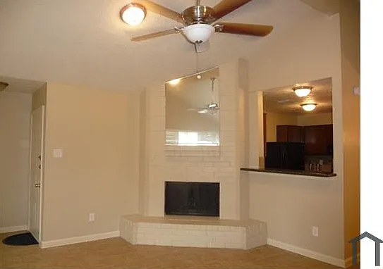 2 bed, 1150 sqft, $1,688 — Photo 1