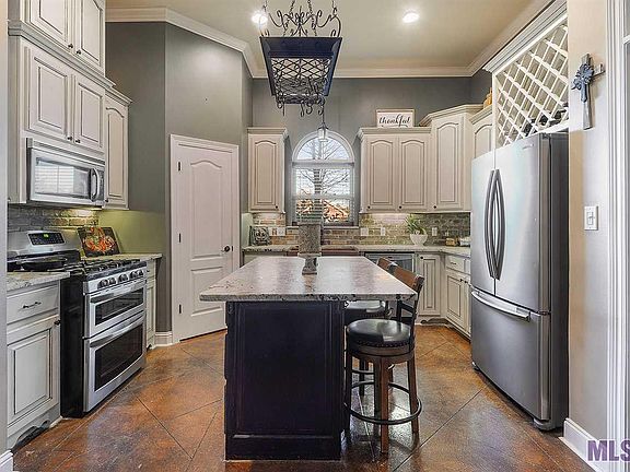 5th image of 43511 N Great Oak Ct